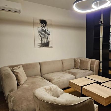 Adav Luxus Apartment Вісоко Екстер'єр фото